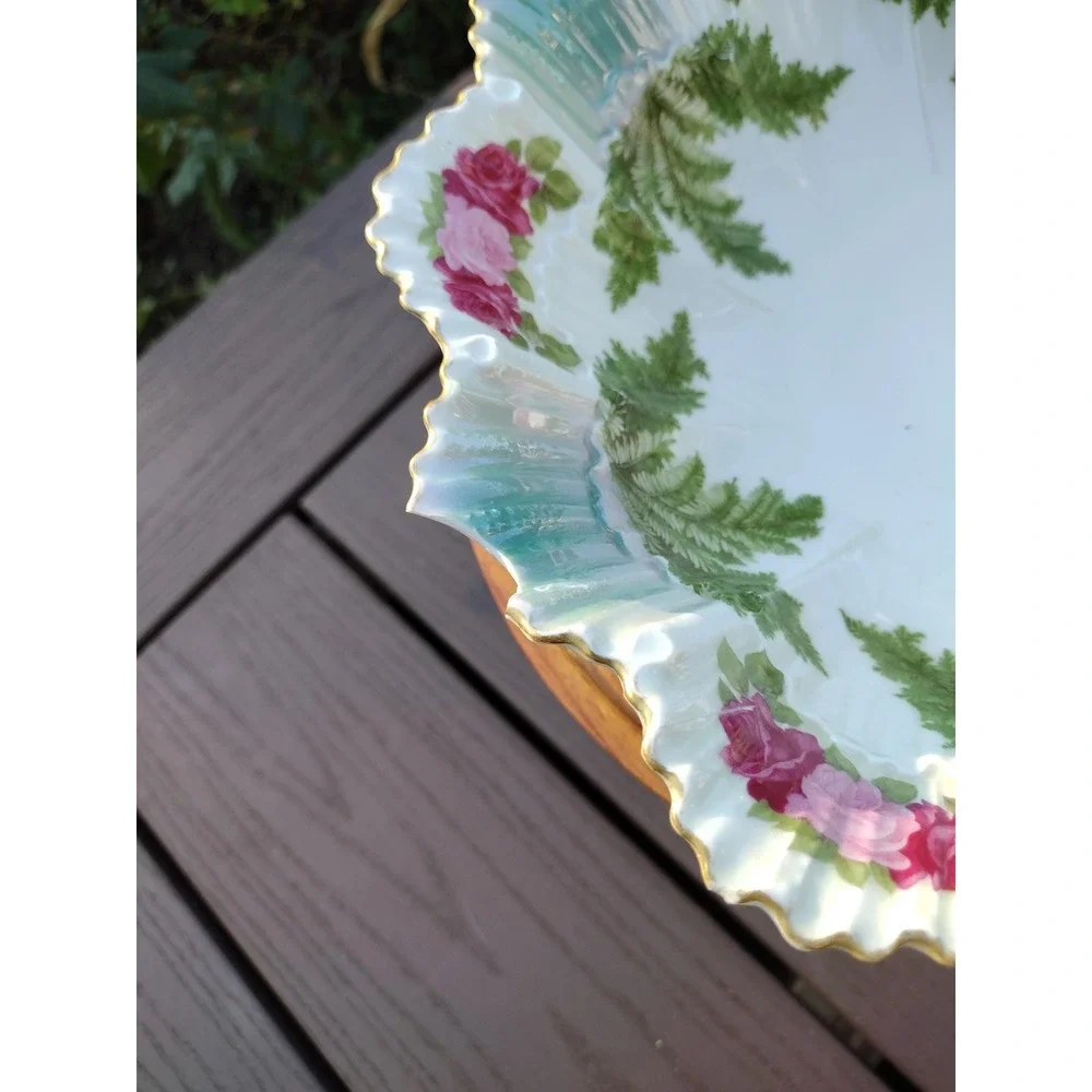 Antique Austrian Porcelain Bowl: Floral Leaf Motif, Gold Trim